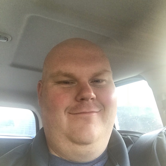 Meet your Posher, Josh - Picture 1 of 1
